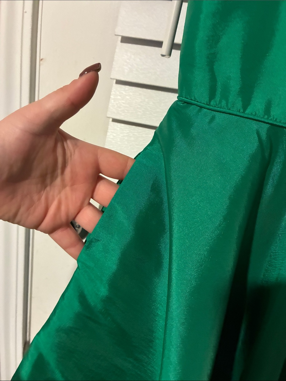 Sherri Hill Emerald Green Satin V-Neck Spaghetti Strap Mini Dress - Picture 5 of 10